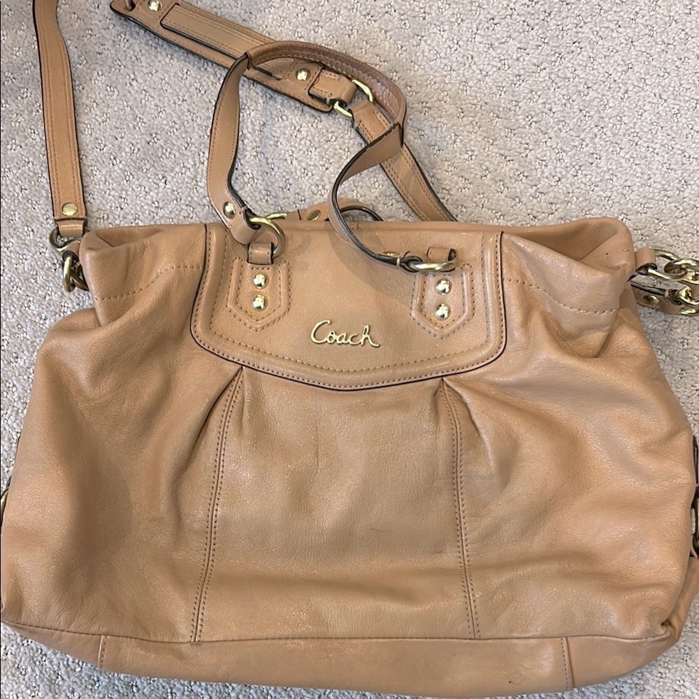 Coach Tan Leather Shoulder Bag with Gold Hardware